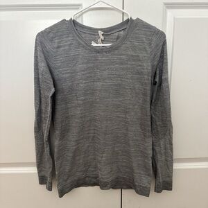 Lululemon Swiftly Tech Long Sleeve